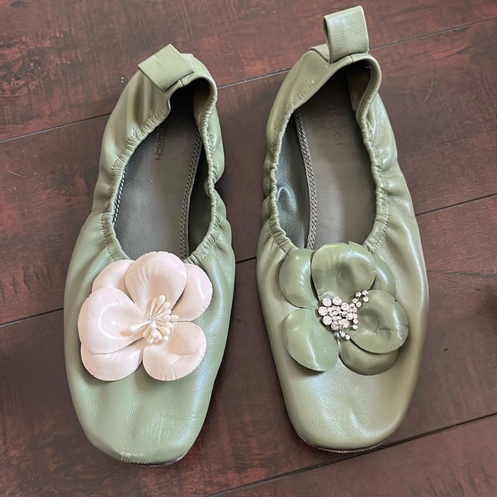 Tory Burch Green Leather Floral Applique Flats with Pink Accent